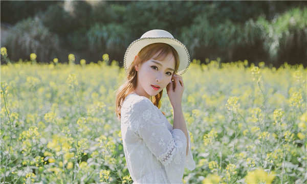 中站标题：想找个女人帮忙生孩子的有效解决方案，助您圆梦家庭